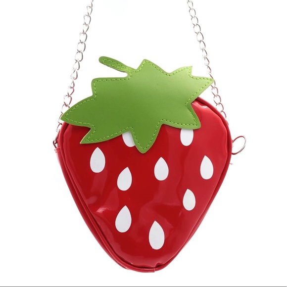 Handbags - Kitsch Cute Kawaii Vinyl Strawberry Purse 🍓